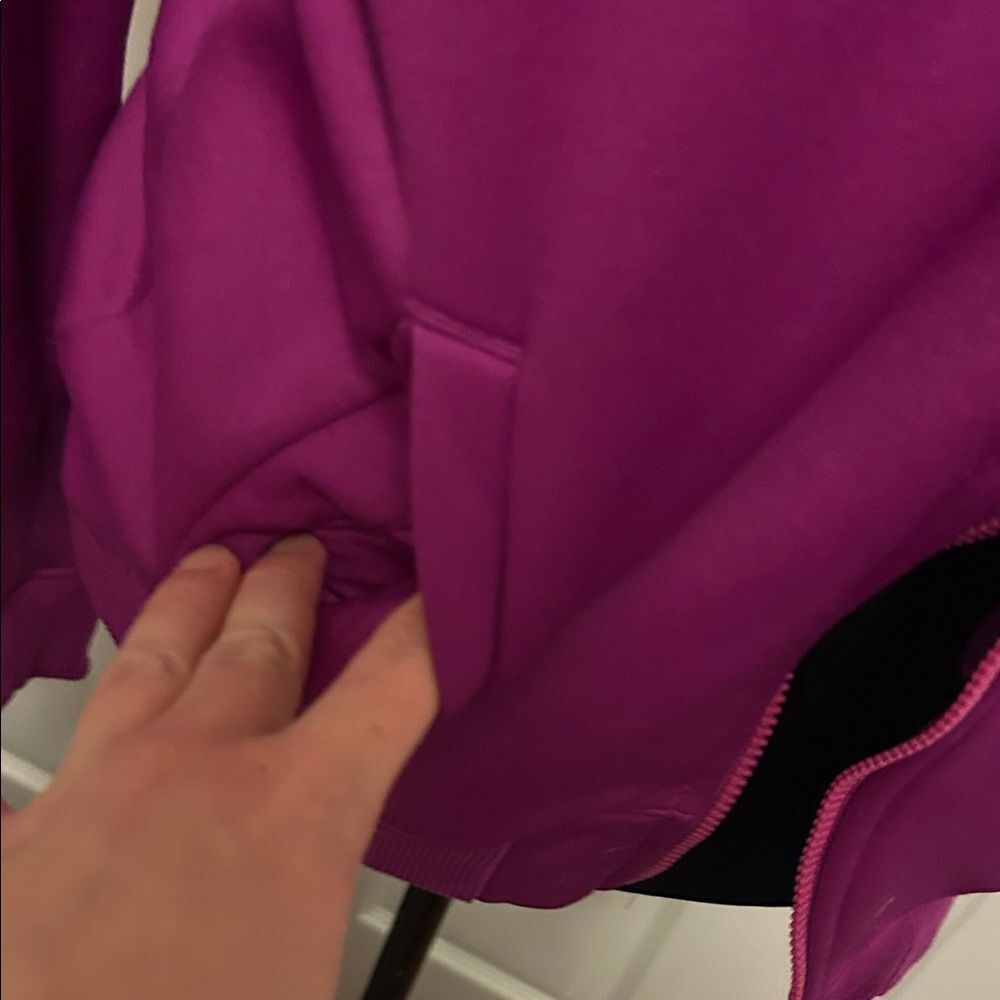 Under Armour Purple ColdGear Hoodie medium - Picture 3 of 7